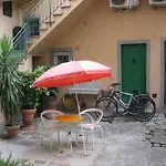 La Corte Del Silenzio