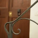 Calzaiuoli Luxury And Characteristic Apartment