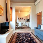 Lilium Elegant Apartment