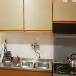Leopoldo Apartment