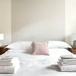 Relax Suites
