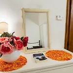 Tornabuoni Apartment