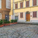 Lorenzo De\' Medici Family Home