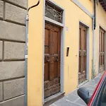 Sant\'Ambrogio Charming Flat