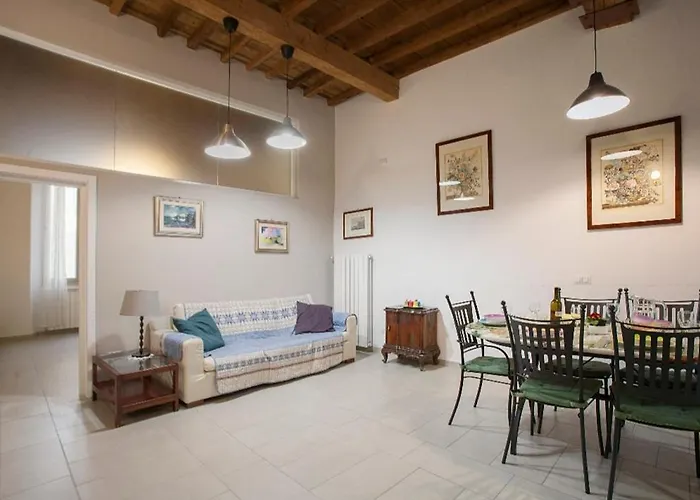 Lg House With Balcony Near Ponte Vecchio