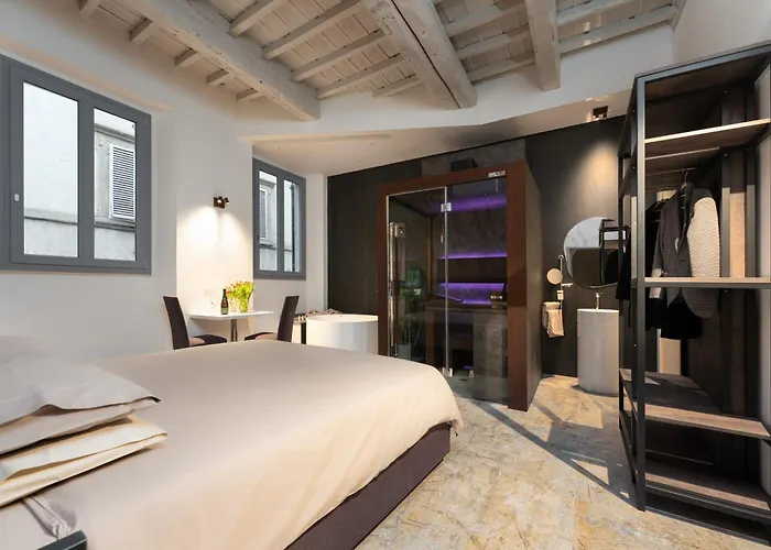F1Rst Suite Apartment & Spa