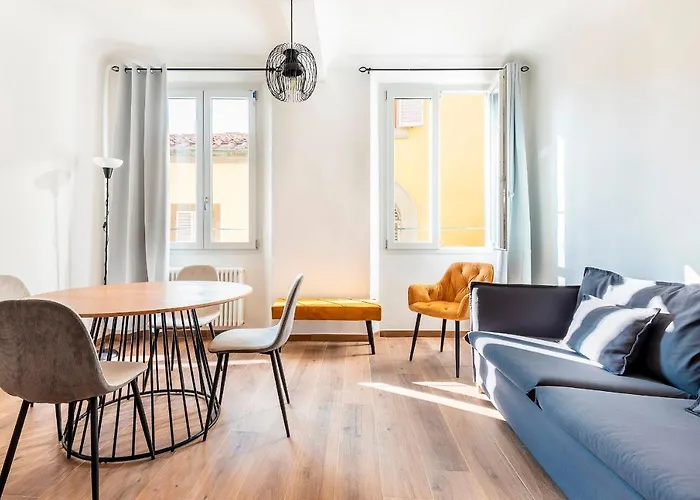 Alloro Apartment