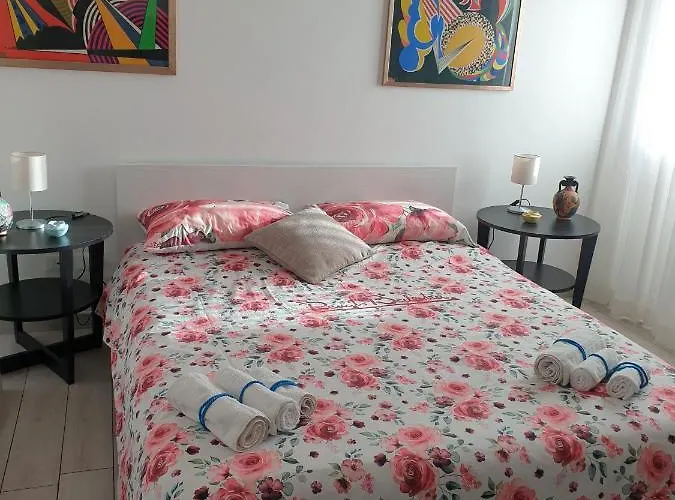 Pretty Home