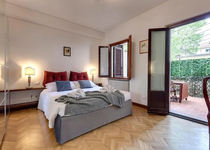 Alfani Deluxe Apartment By Mamo Florence
