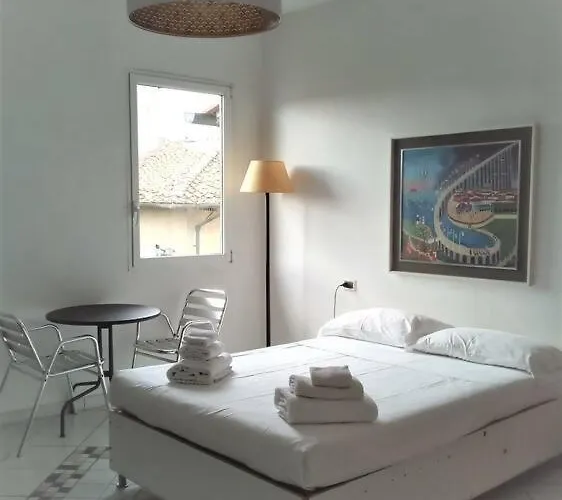 Bright Apartment Near Piazza Dei Ciompi