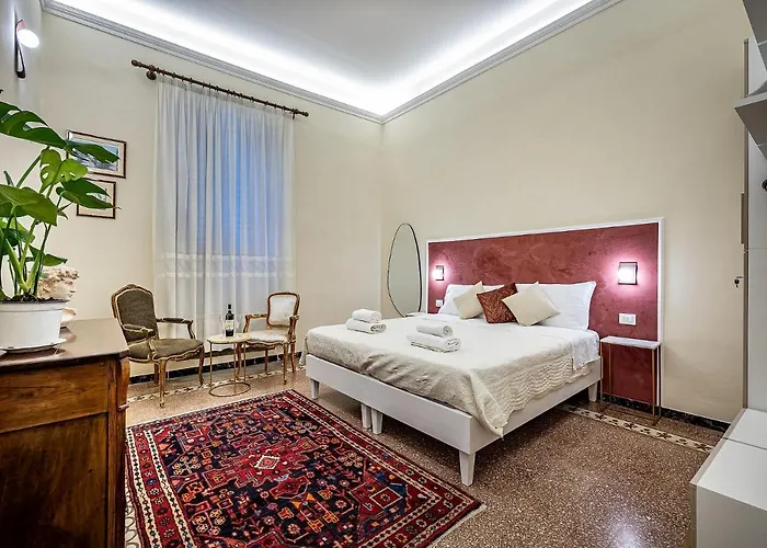 Brunelli Apartments Florence