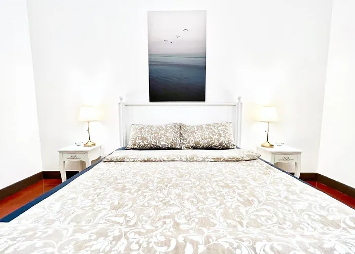 Wonderful Premium Apartment In Best Location At The Dome In Florence, 2 Bedrooms