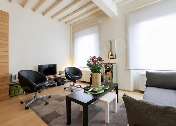Caseospitali - Maison Dolcevita Elegante Bilocale A Due Passi Dall\'Arno