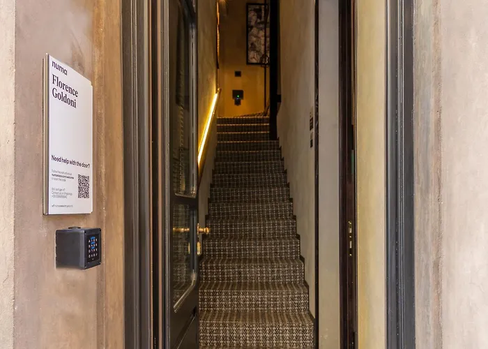 Palazzo Del Moro Firenze
