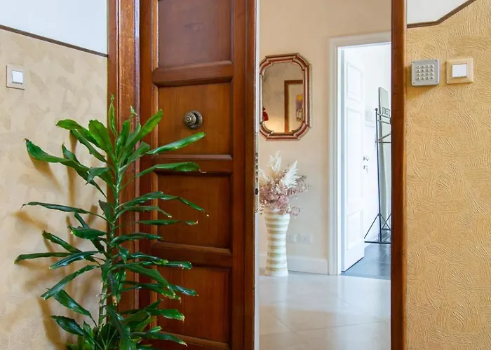 Leopolda Home - Florence Dolce Vita