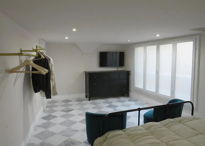 Frame House