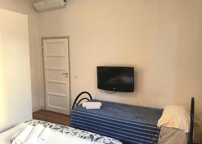 The Florence Nest