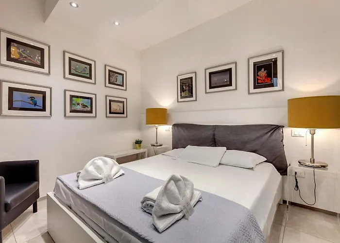 Conce Apartment By Mamo Florence