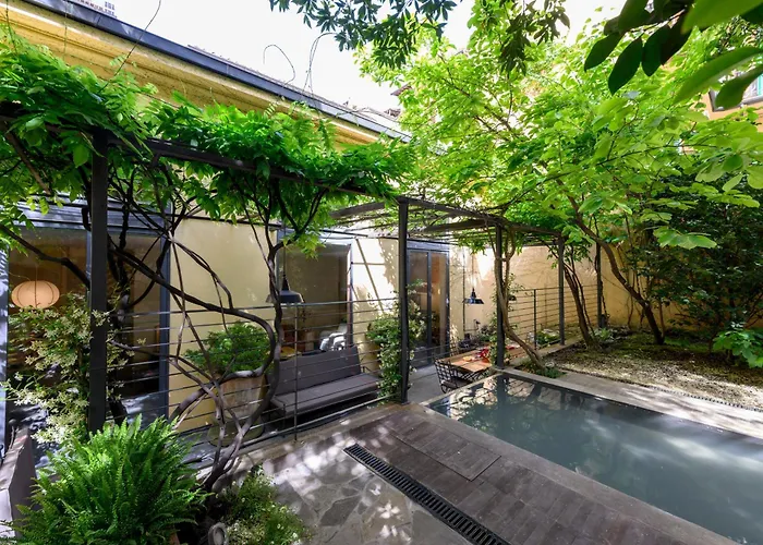 Duomo Luxury Apartment With Private Pool