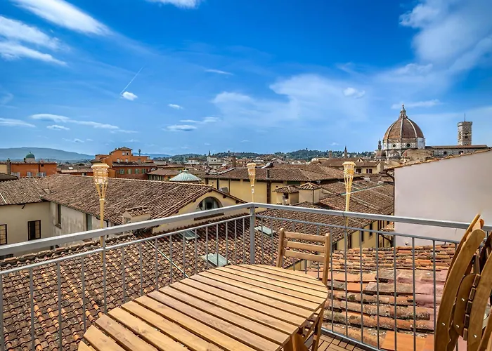 Yd Stunning Terrace On The Accademia
