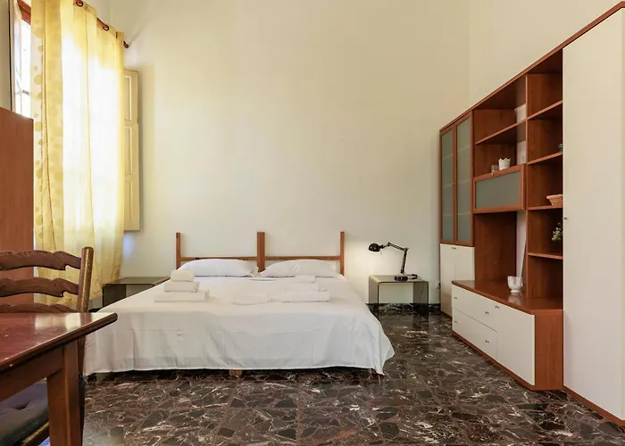Faenza Huge Apartment