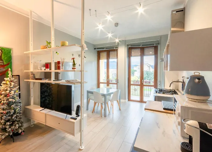 Fabio\'S Guesthouse&Parking