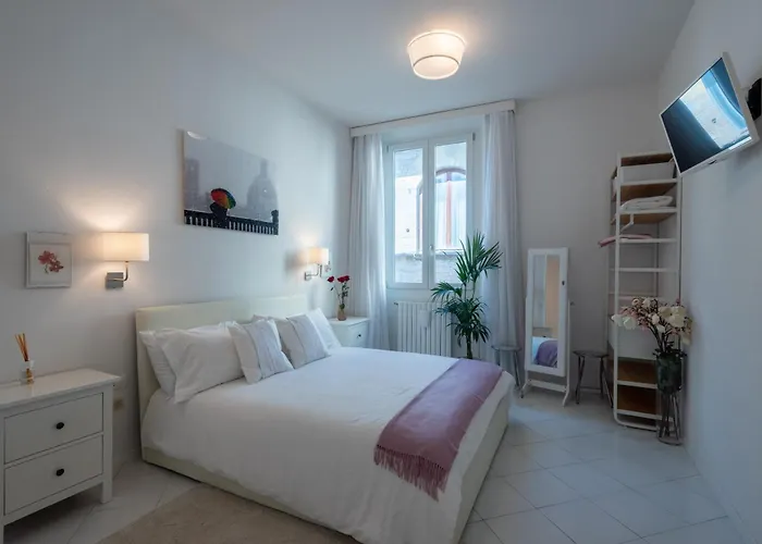 Belle Donne Apartment