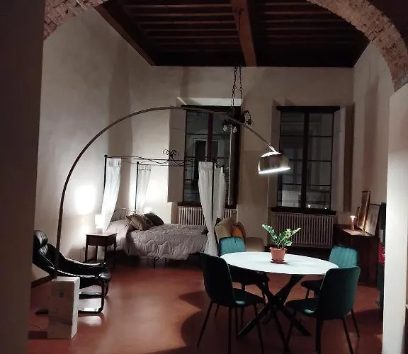 Lo Studio Nel Borgo