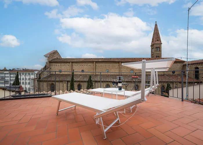 Via Avelli, 4 - Florence Charming Apartments - Attico Al 5To Piano Senza Ascensore Vicino Stazione Con Terrazza Con Vista Santa Maria Novella