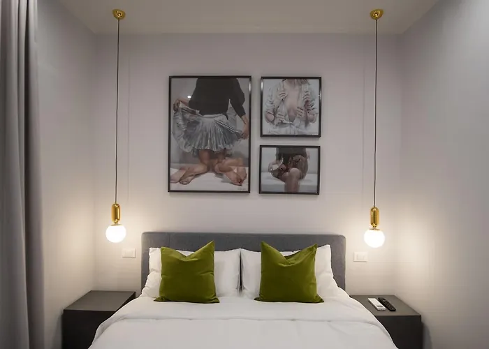The Gallery 42 Guest House