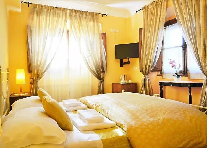 Sani Tourist House