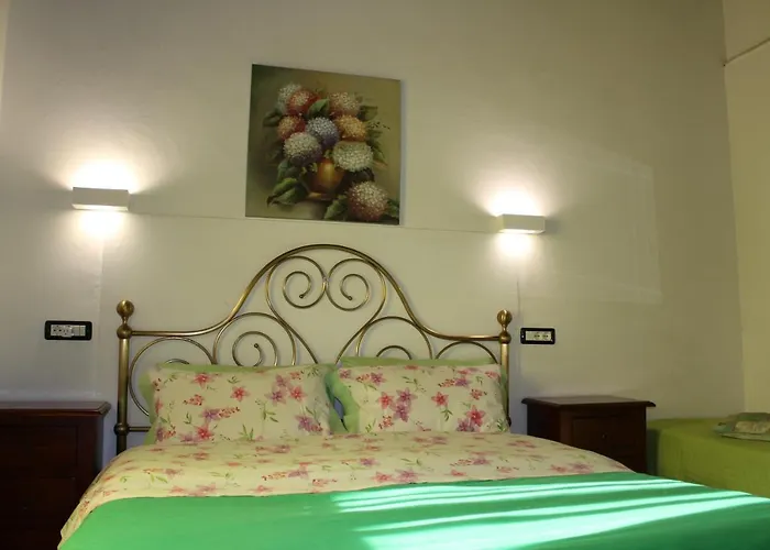 Gmax Guelfa Apartments