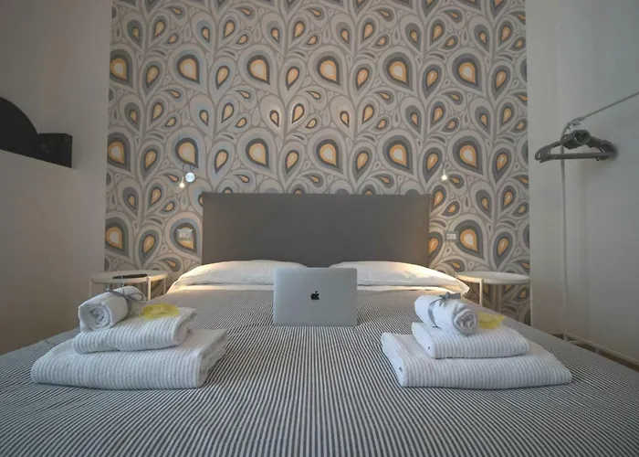 San Donato Flat