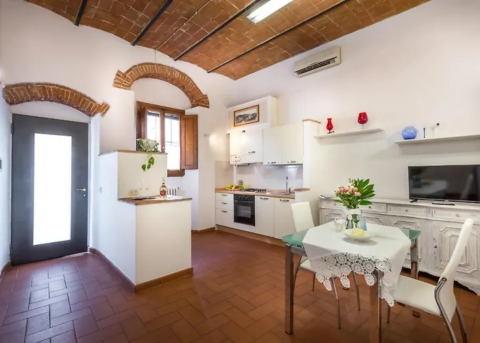 Pignone Apartment By Mmega