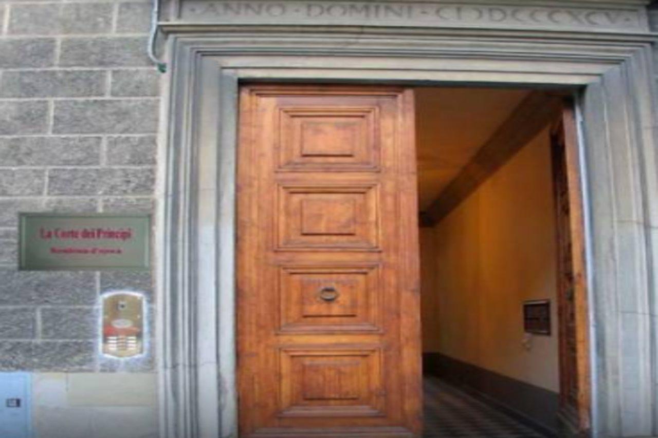 Bed & Breakfast La Corte Dei Principi - Residenza D'epoca Firenze