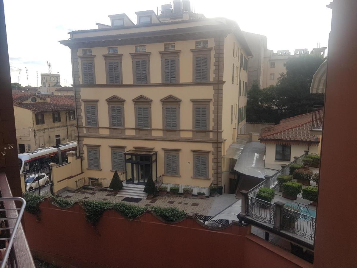 Novella * Florence