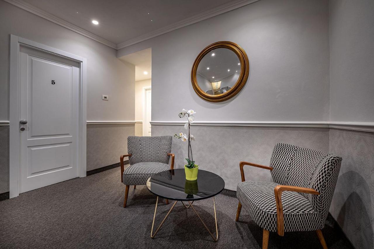 Bed & Breakfast Residenza D'epoca Al Numero 8