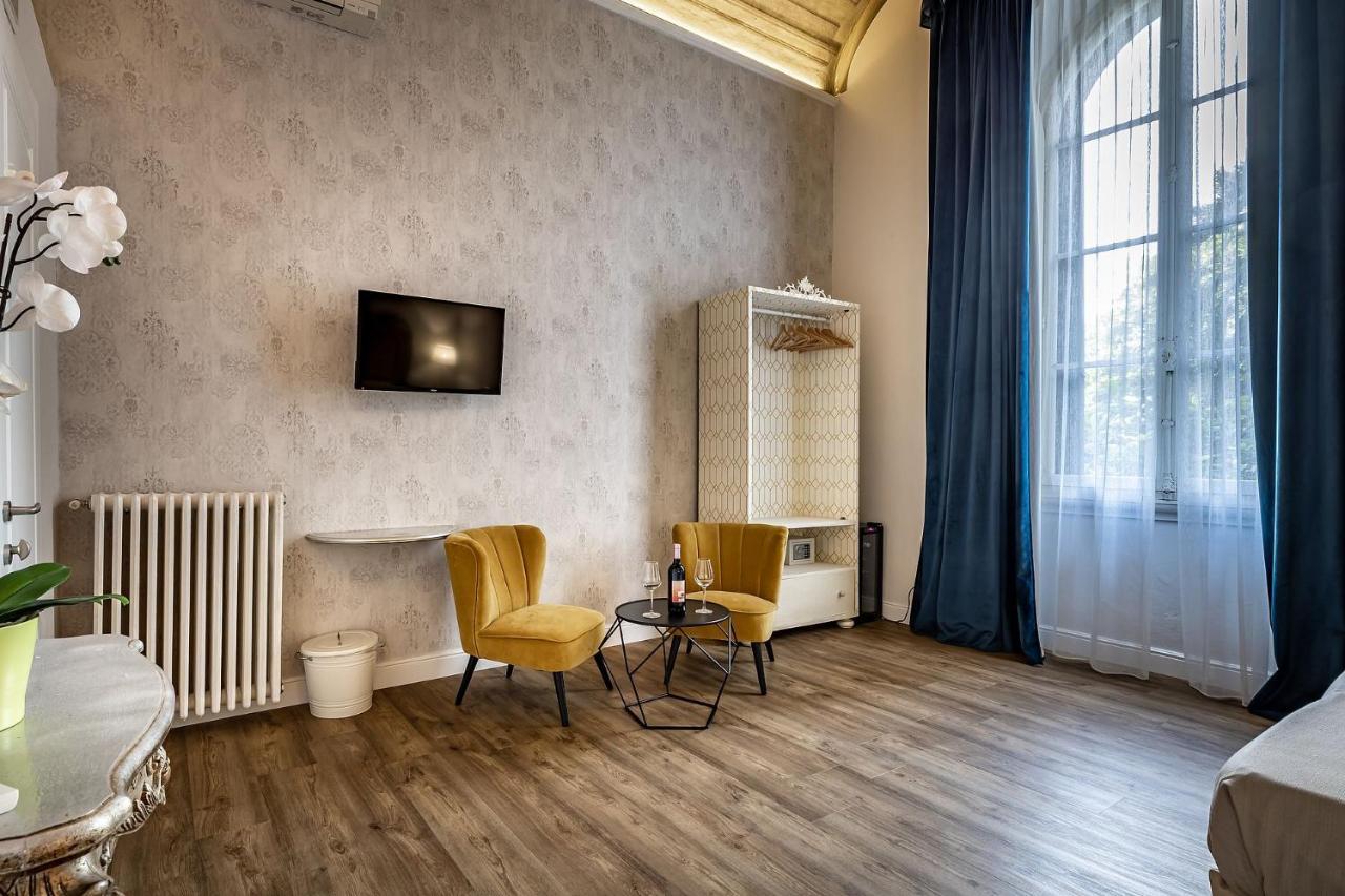 Residenza D'epoca Al Numero 8 Frühstückspension 3*