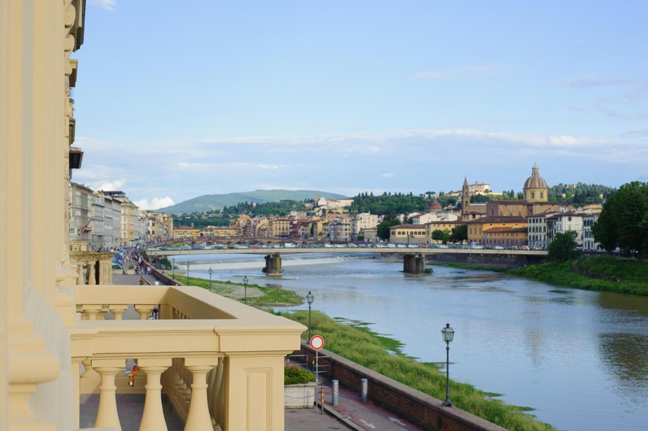 Lungarno Vespucci 50 Florenz
