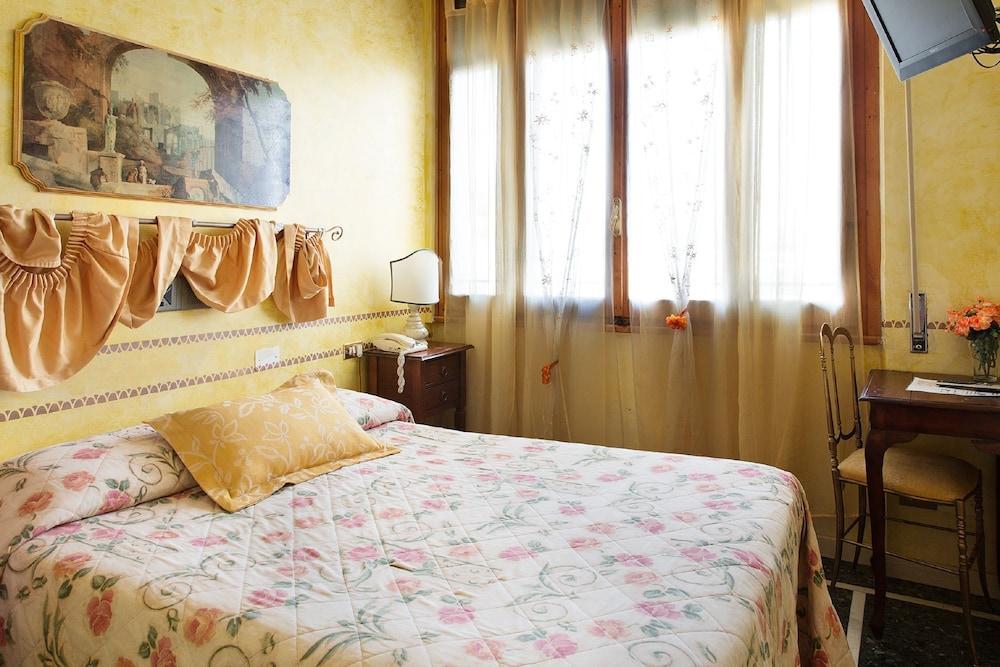 Hotel Andrea Firenze
