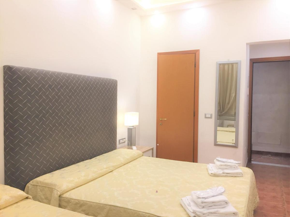 Hotel Alinari 3*