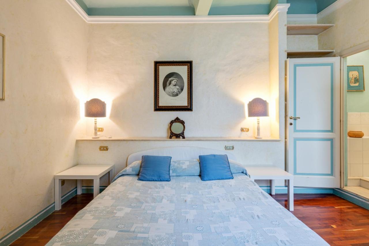 Pietre Dure Apartment Florence