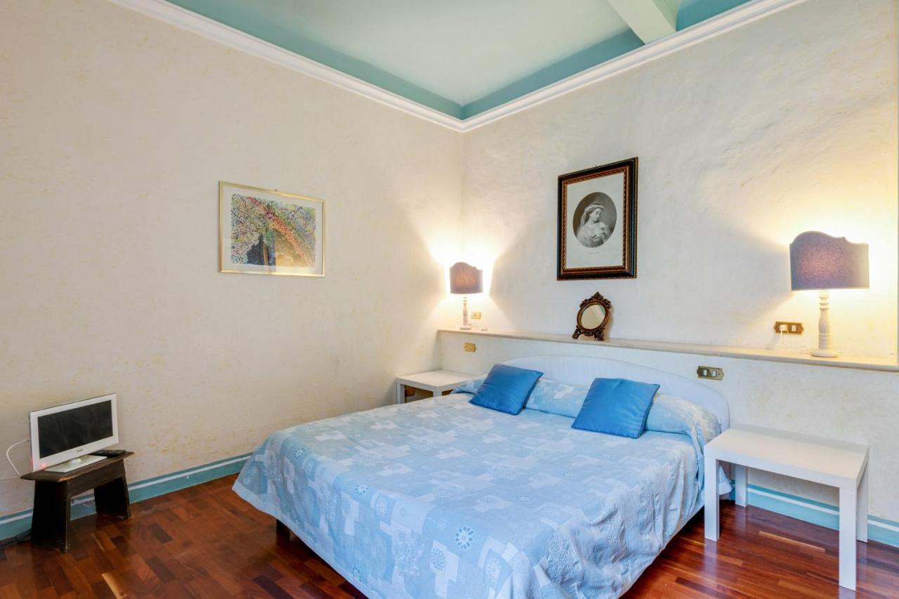 Apartment Pietre Dure Florence