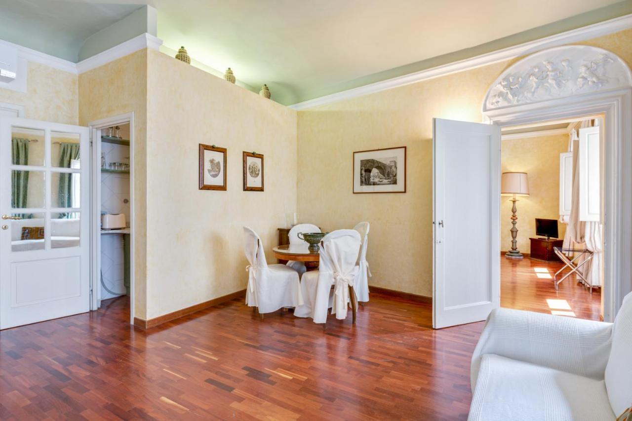 Apartment Pietre Dure Florence