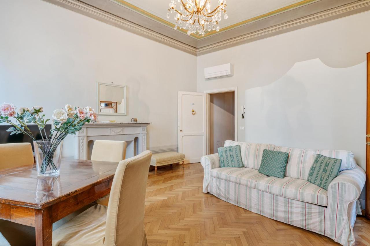Pietre Dure Apartment
