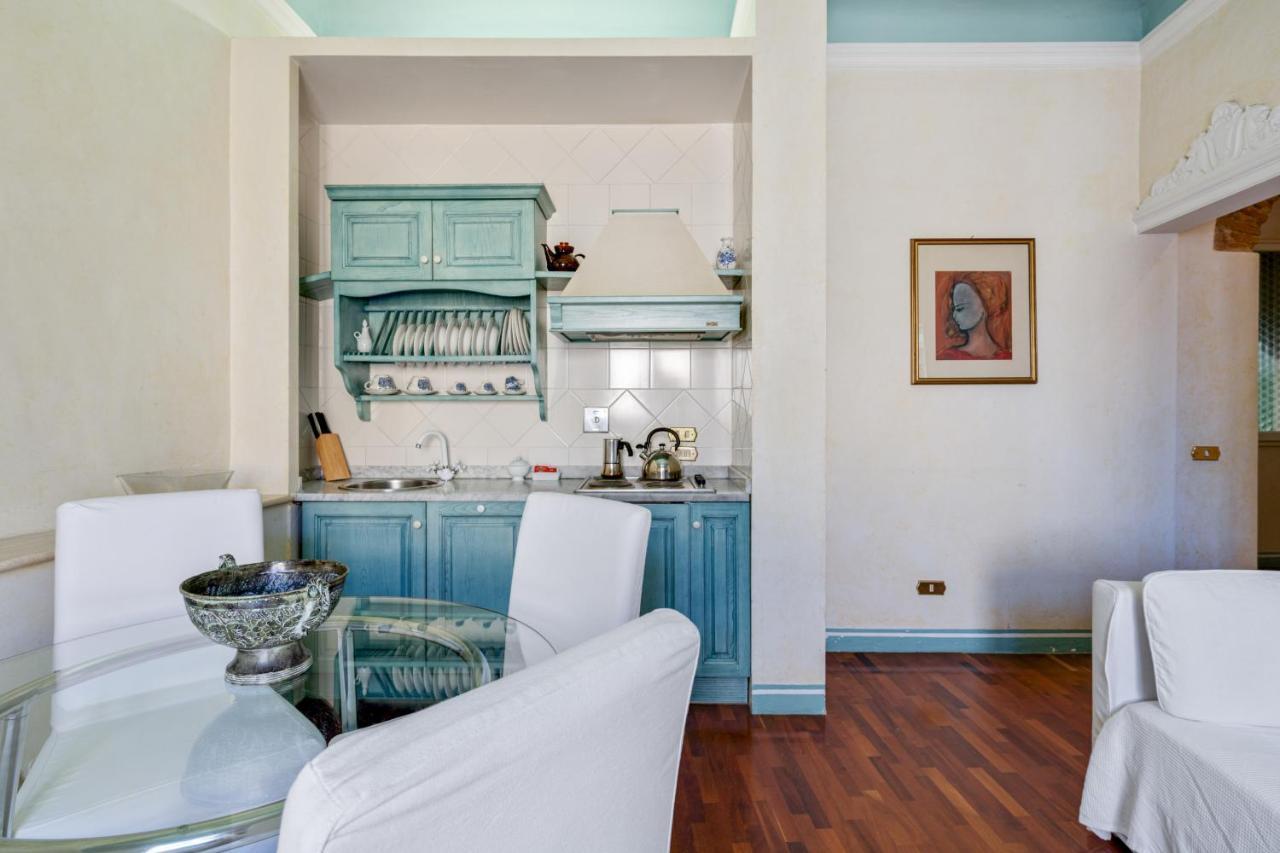 Apartment Pietre Dure Florence