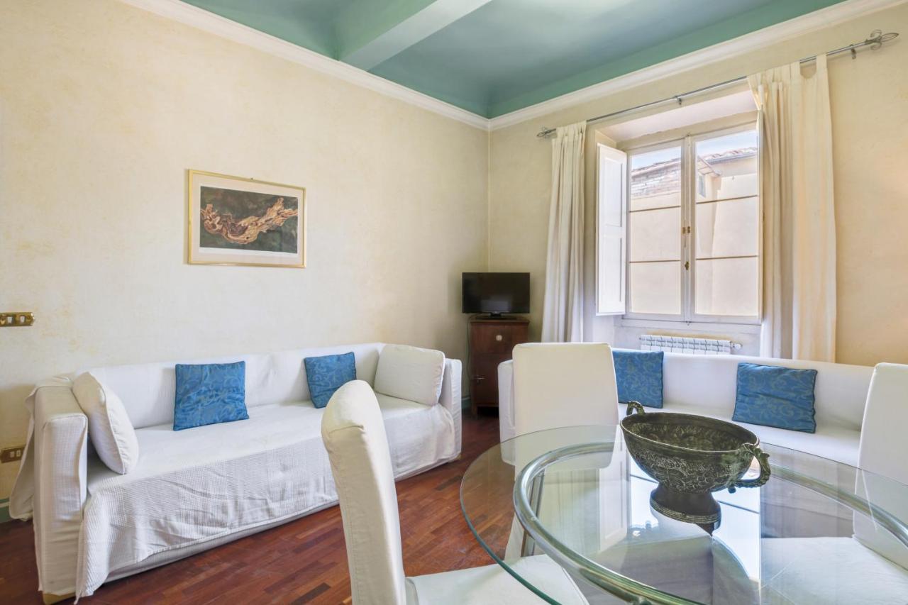 Pietre Dure Apartment