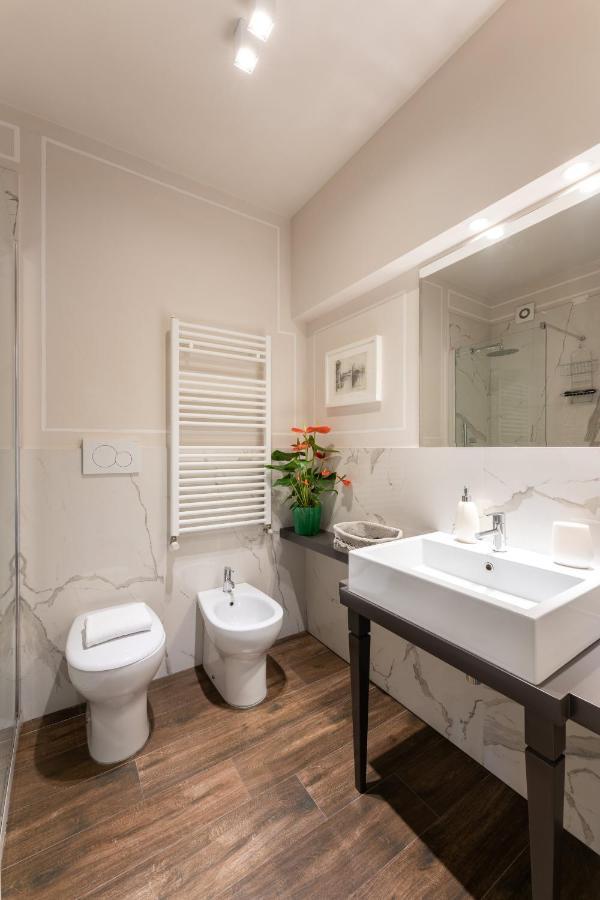 Novella Goldoni Suite-by Concierge