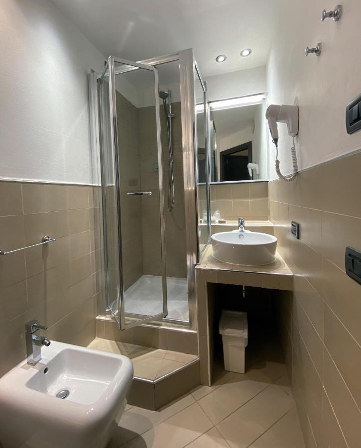 Hotel Ih Select
