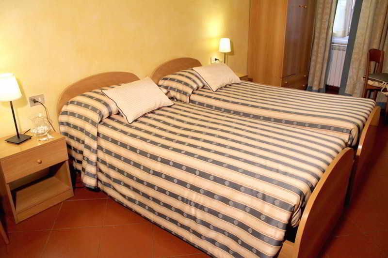Hotel Tourist House Florence